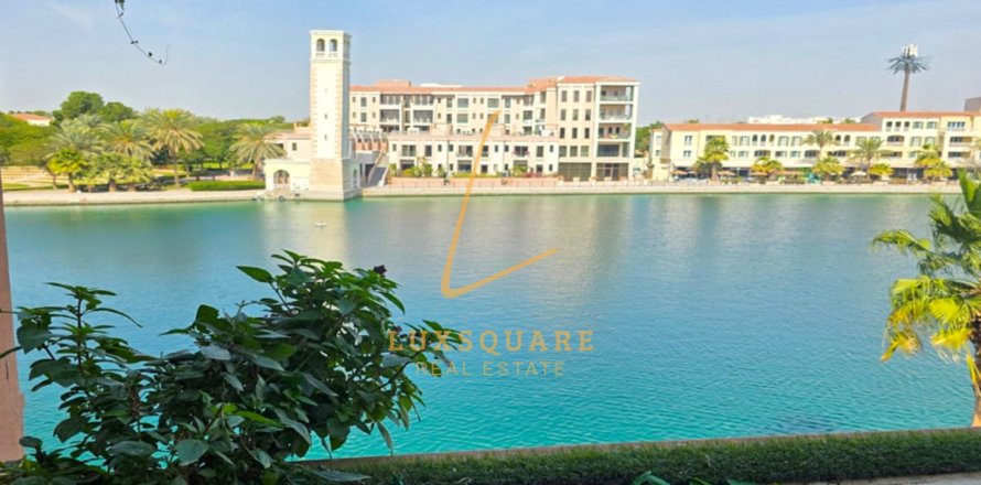 Apartman u gradu Dubai Investment Park, UAE 3 spavaće sobe, 324 m2 Br. 700845