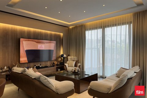 Rijtjeshuis in Dubai, VAE 4 slaapkamers, 252 vr.m. nr 714907