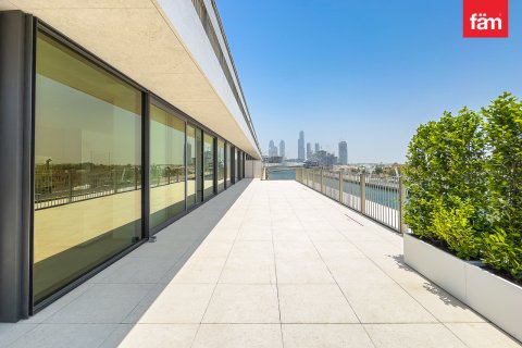 Apartment in Dubai, UAE 3 bedrooms, 335.7 sq.m. № 714908 - photo 12