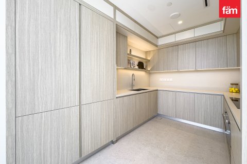 Apartment in Dubai, UAE 3 bedrooms, 335.7 sq.m. № 714908 - photo 9