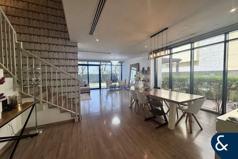 Villa à vendre à DAMAC Hills (Akoya by DAMAC), Dubai, EAU 4 chambres, 253 m2 № 666275 - photo 2