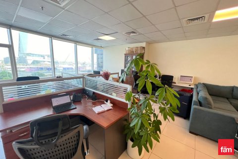 Opisina sa Dubai, UAE 103.4 sq.m. № 634577 - larawan 5