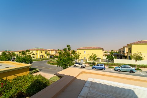 Kuća u nizu u Dubai, UAE 3 spavaćih soba, 325 m2 Br. 698823 - fotografija 22