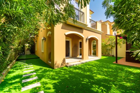 Townhouse i Dubai, UAE 3 soveværelser, 325 kvm № 698823