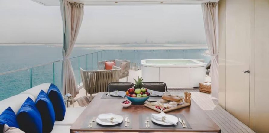 Apartment in THE FLOATING SEAHORSE VILLAS in The World Islands, Dubai, UAE 2 bedrooms, 272 sq.m. № 631607