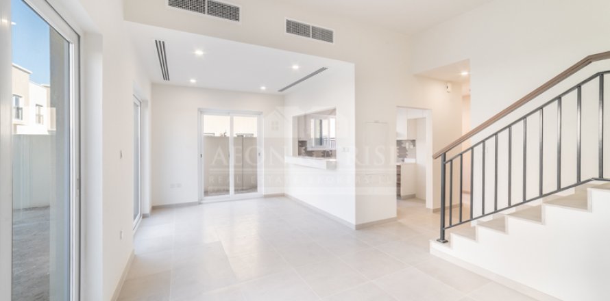 Townhouse i Dubai Land, Dubai, UAE 4 soveværelser, 229 kvm № 648673
