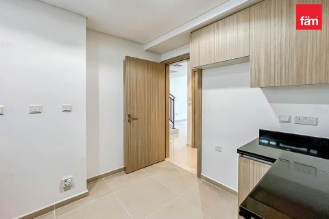 Таунхаус Дубай, БАӘ-да 4 жатын бөлмелер, 170.2 м² № 712967 - фото 23