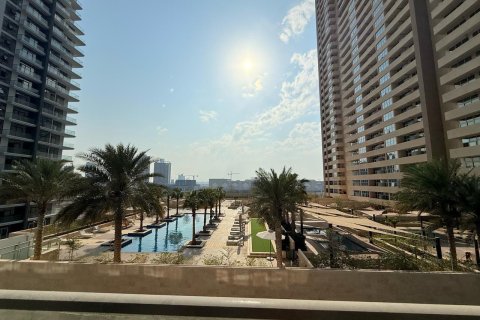 Leilighet i Jumeirah Village Circle, Dubai, Emiratene 2 soverom, 107 kvm nr. 678874