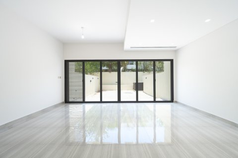 Kuća u nizu u gradu DAMAC Hills (Akoya by DAMAC), Dubai, UAE 4 spavaće sobe, 177.41 m2 Br. 757409 - Slika 1