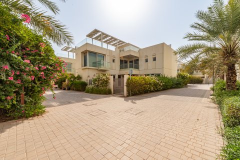 The Sustainable City, Dubai, संयुक्त अरब अमीरात में विला, 3 बेडरूम, 312.87 वर्ग मीटर, संख्या 757410 - फ़ोटो 1