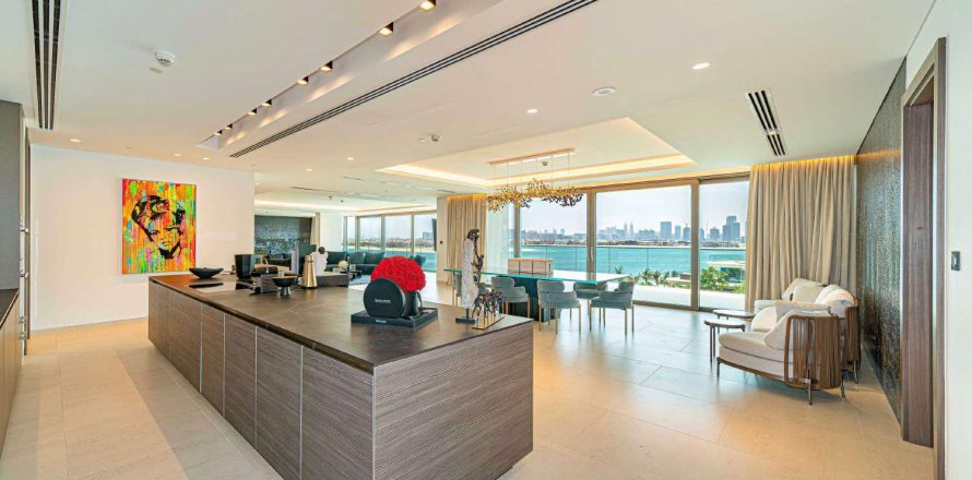Penthouse in Palm Jumeirah, Dubai, UAE 4 bedrooms, 667 sq.m. № 648668