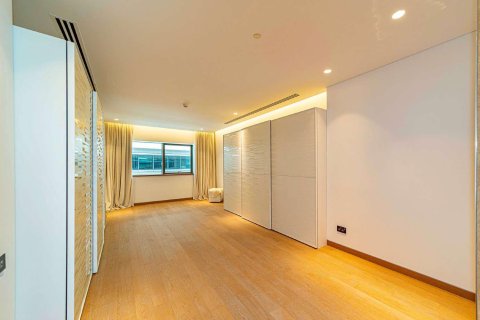 Penthouse in Palm Jumeirah, Dubai, UAE 4 bedrooms, 667 sq.m. № 648668 - photo 3
