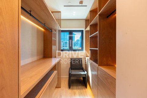 Appartamento in vendita a Downtown Dubai (Downtown Burj Dubai), Dubai, EAU 2 camere da letto, 139.26 mq. № 756507 - foto 17
