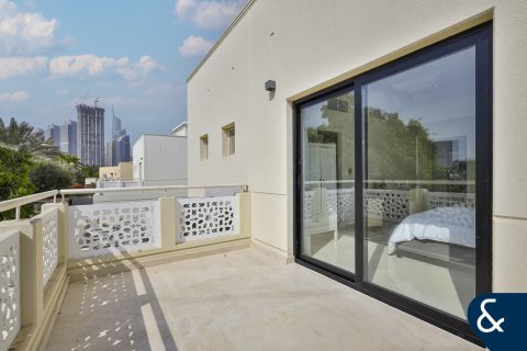 Villa in vendita a Meadows, Dubai, EAU 5 camere da letto, 540 mq. № 667877 - foto 25