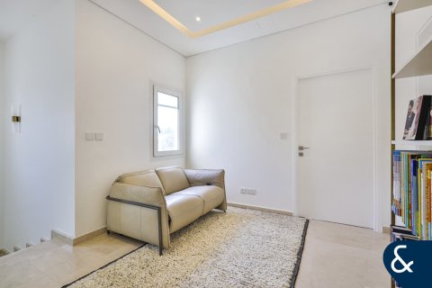 Villa in vendita a Meadows, Dubai, EAU 5 camere da letto, 540 mq. № 667877 - foto 29