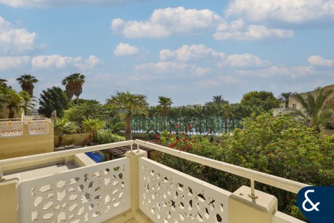 Villa in vendita a Meadows, Dubai, EAU 5 camere da letto, 540 mq. № 667877 - foto 27