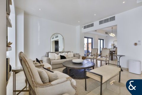 Villa in vendita a Meadows, Dubai, EAU 5 camere da letto, 540 mq. № 667877 - foto 2