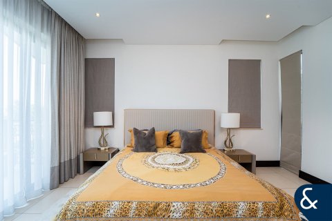 Vila u gradu Jumeirah Golf Estates, Dubai, UAE 5 spavaće sobe, 574 m2 Br. 667875 - Slika 17