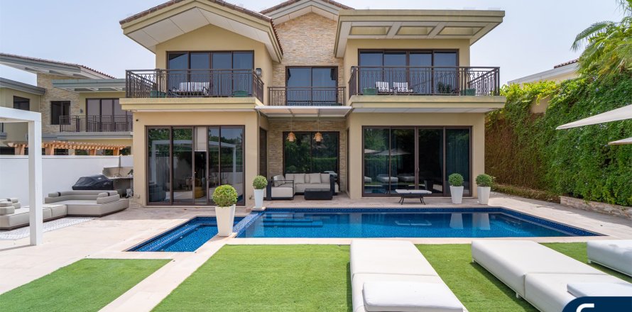 Villa i Jumeirah Golf Estates, Dubai, UAE 5 sovrum, 574 kvm Nr. 667875
