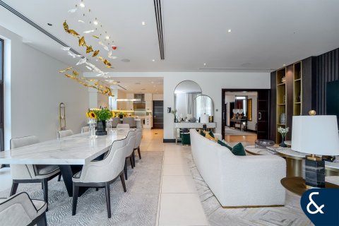 Vila u gradu Jumeirah Golf Estates, Dubai, UAE 5 spavaće sobe, 574 m2 Br. 667875 - Slika 7