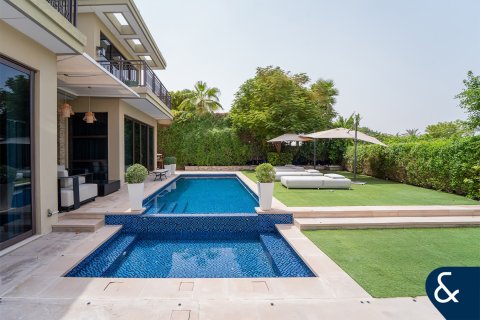 Vila u gradu Jumeirah Golf Estates, Dubai, UAE 5 spavaće sobe, 574 m2 Br. 667875 - Slika 3