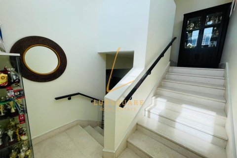 Jumeirah Village Circle, Dubai, BAE’de kiralık villa 3 yatak odası, 729 m² No 763391 - fotoğraf 25