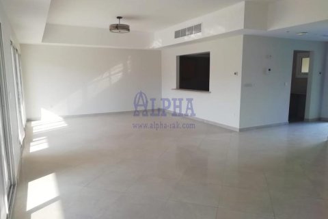 Shtëpi në qytet në Al Hamra Village, Ras Al Khaimah, Emiratet e Bashkuara Arabe 4 dhoma gjumi, 375.4 m2. № 709292 - Foto 14