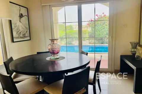 Villa zur Miete in The Springs, Dubai, VAE 2 Schlafzimmer, 167 m2 Nr. 650005 - Foto 4