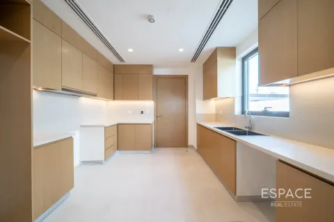 Townhouse in Al Furjan, Dubai, UAE 5 bedrooms, 442 sq.m. № 650004 - photo 6