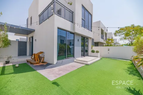 Townhouse di Dubai Hills Estate, UEA 4 kamar tidur, 230 m2 nomor 650007 - foto 1