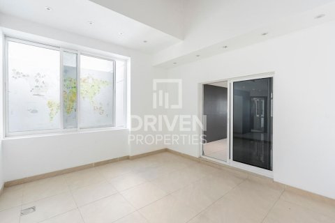 Apartament de închiriat în Dubai Festival City, Dubai, EAU 3 dormitoare, 242 mp. №684564 - poză 15