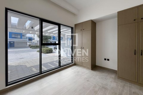 Kaupunkipientalo Damac Lagoons, Dubai, Arabiemiraatit 4 makuuhuonetta, 211 m2 № 684562 - kuva 6