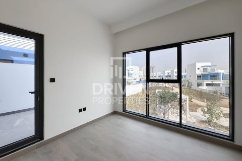 Kaupunkipientalo Damac Lagoons, Dubai, Arabiemiraatit 4 makuuhuonetta, 211 m2 № 684562 - kuva 15