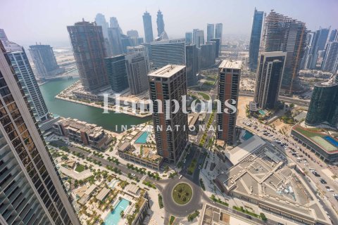 Apartman u gradu Business Bay, Dubai, UAE 4 spavaće sobe, 249.72326400 m2 Br. 757933 - Slika 24