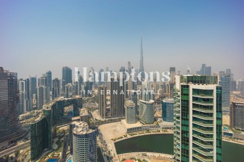 Apartman u gradu Business Bay, Dubai, UAE 4 spavaće sobe, 249.72326400 m2 Br. 757933 - Slika 2