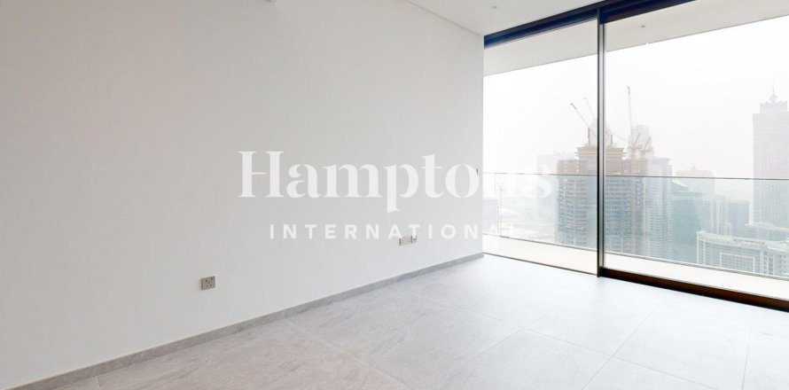Appartamento a Business Bay, Dubai, EAU 4 camere da letto, 249.63 mq. № 757934