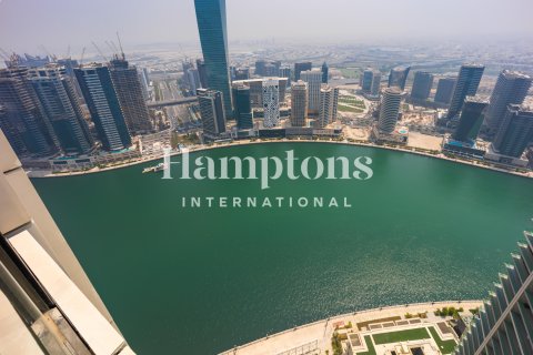 Apartament në Business Bay, Dubai, Emiratet e Bashkuara Arabe 4 dhoma gjumi, 249.63036100 m2. № 757934 - Foto 9
