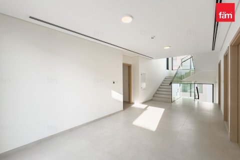 Villa uthyres i Dubai, UAE 4 sovrum, 531.8 kvm Nr. 660531 - fotografi 3