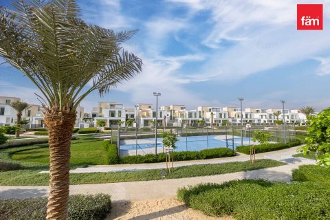 Villa uthyres i Dubai, UAE 4 sovrum, 531.8 kvm Nr. 660531 - fotografi 2