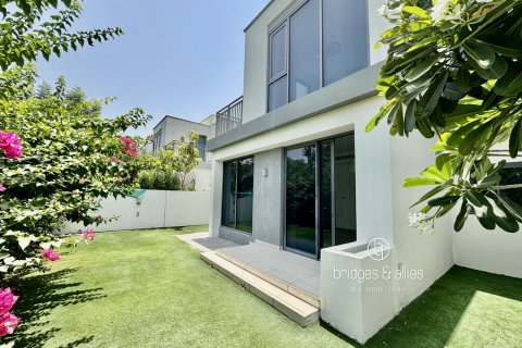Vila u gradu Dubai Hills Estate, UAE 4 spavaće sobe, 326.2 m2 Br. 670077 - Slika 2