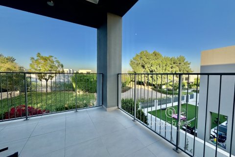 Villa en alquiler en Dubai Hills Estate, Dubai, EAU 4 dormitorios, 445.9 m2 № 670078 - foto 6