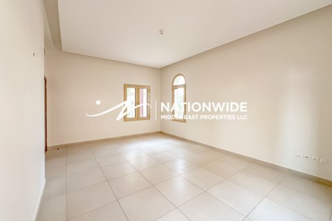 Abu Dhabi, BAE’de satılık вилла 4 yatak odası, 532 m&sup2; No 669573 - fotoğraf 9