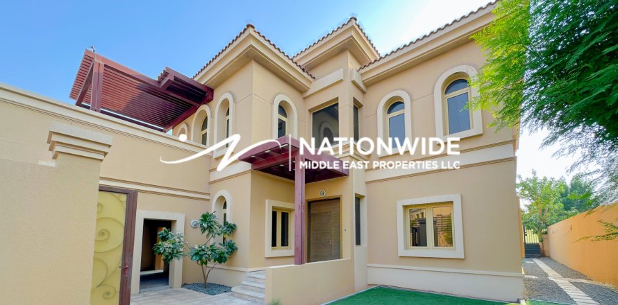 Abu Dhabi, BAE’de вилла 4 yatak odası, 532 m&sup2; No 669573