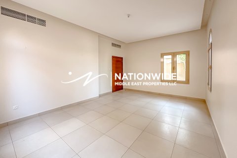 Abu Dhabi, BAE’de satılık вилла 4 yatak odası, 532 m&sup2; No 669573 - fotoğraf 8