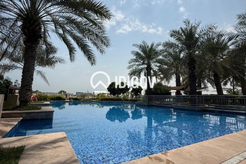 شقة للإيجار في نخلة جميرا، دبي، الإمارات العربية المتحدة 3 غرفة نوم ، 203.18 متر مربع ، رقم 735751 - صورة 2