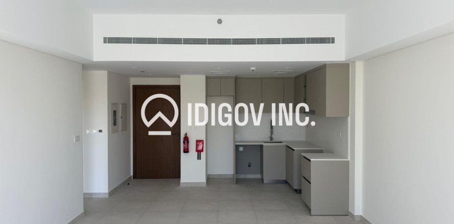 Appartement à Umm Suqeim, Dubai, EAU: 1 chambre, 96.99 m2 № 735752