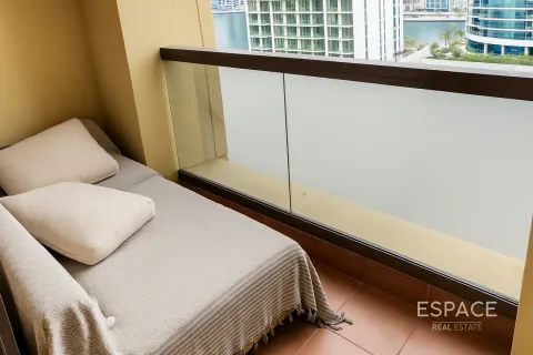 Huoneisto Jumeirah Beach Residence, Dubai, Arabiemiraatit 1 makuuhuone, 103 m2 № 649508 - kuva 16