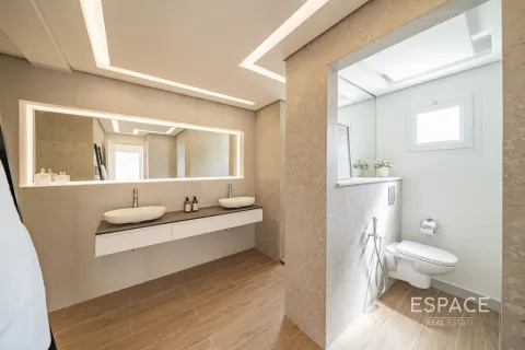 Villa en venta en Meadows, Dubai, EAU 4 dormitorios, 373 m2 № 649506 - foto 15