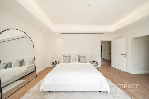 Villa en venta en Meadows, Dubai, EAU 4 dormitorios, 373 m2 № 649506 - foto 12