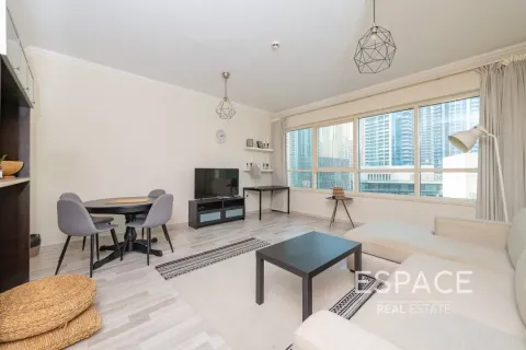 Apartment in Dubai Marina, Dubai, UAE 1 bedroom, 72 sq.m. № 649505 - photo 6